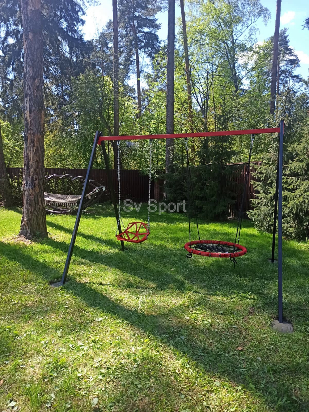 Монтаж уличных качелей Sv Sport