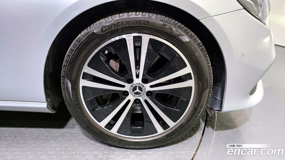 Mercedes-Benz E-Class W213 E300 Avangarde (07.2020)