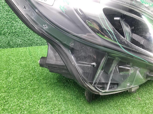 Фара правая Mercedes V W447 (2014-н.в.) LED