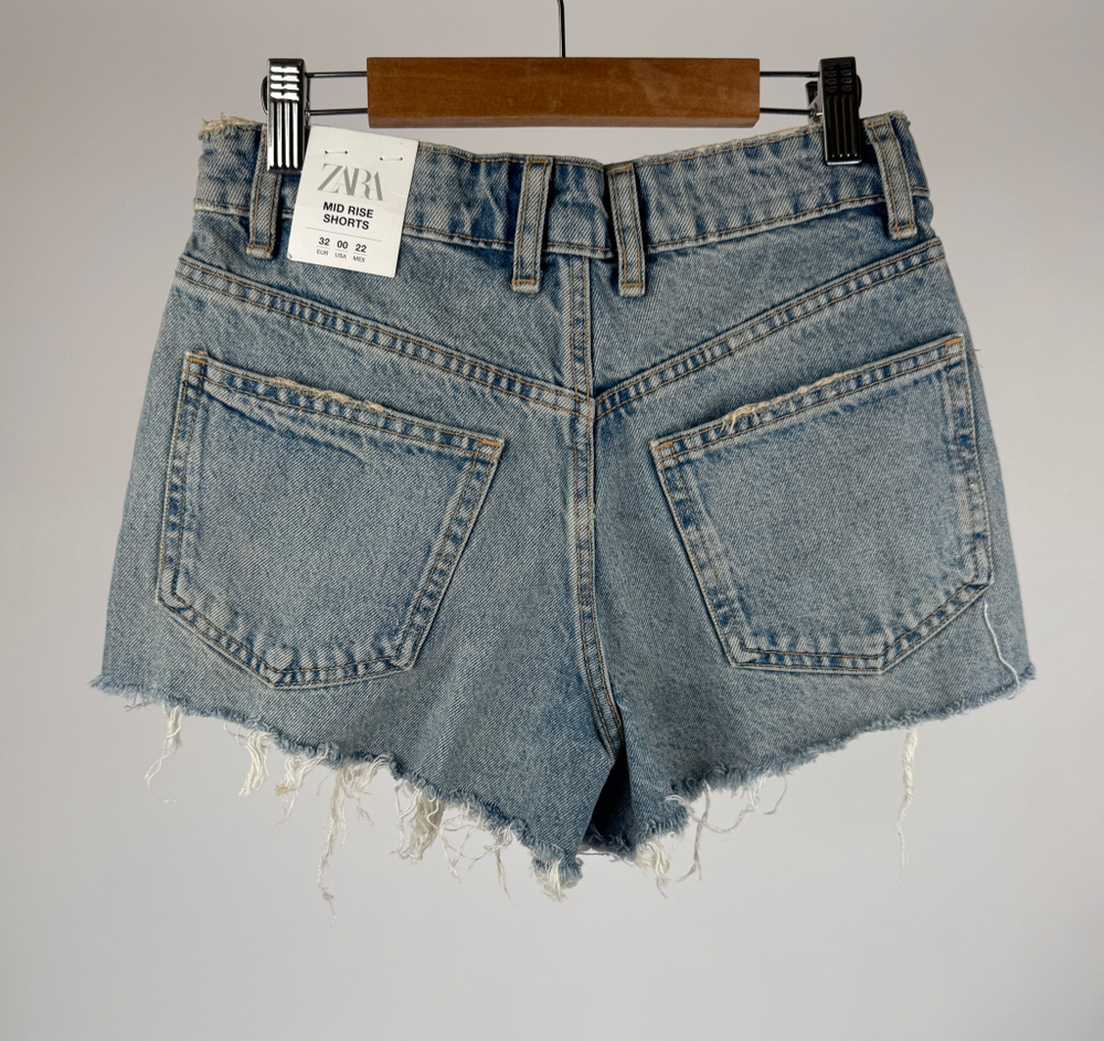 Шорты Zara