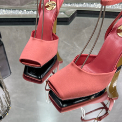 Saint Laurent La Scandale Wedges