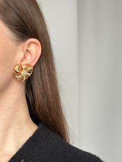 Серьги в виде сердец с кристаллами Avon