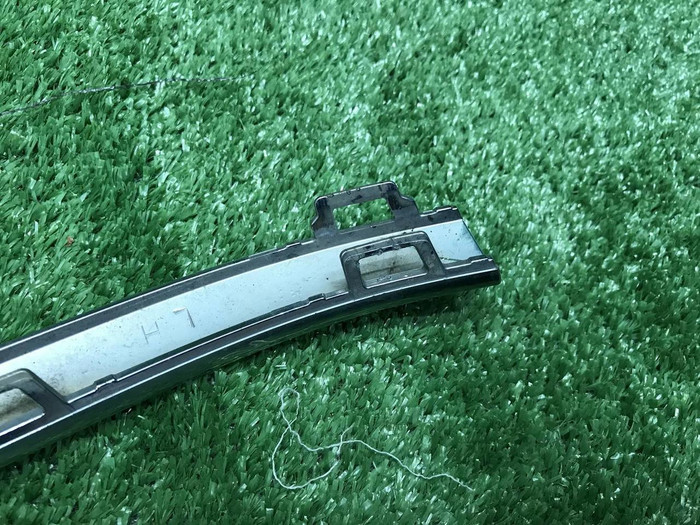 Молдинг бампера левый Mercedes GLS x167 19-24 AMG