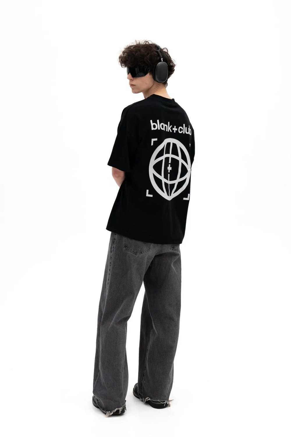 BLACK ICON T-SHIRT