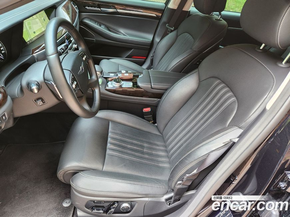 Genesis G90 3.8 AWD (05.2021)