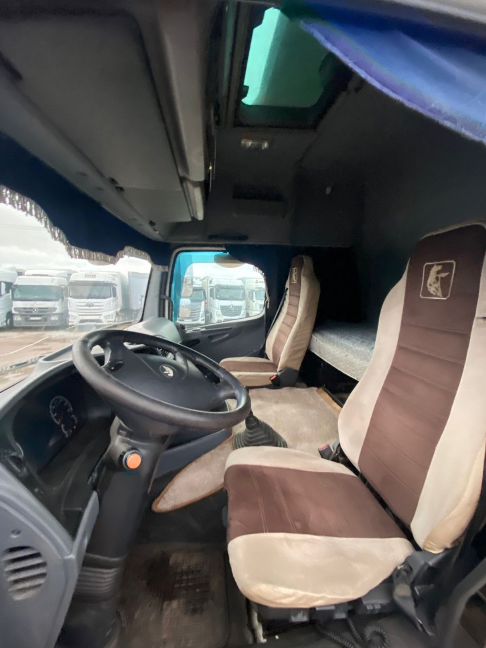 КамАЗ 5490 4x2 Седельный тягач 5490-S5 (Дизельный, 12,0 л, 401 л.с., АТ)