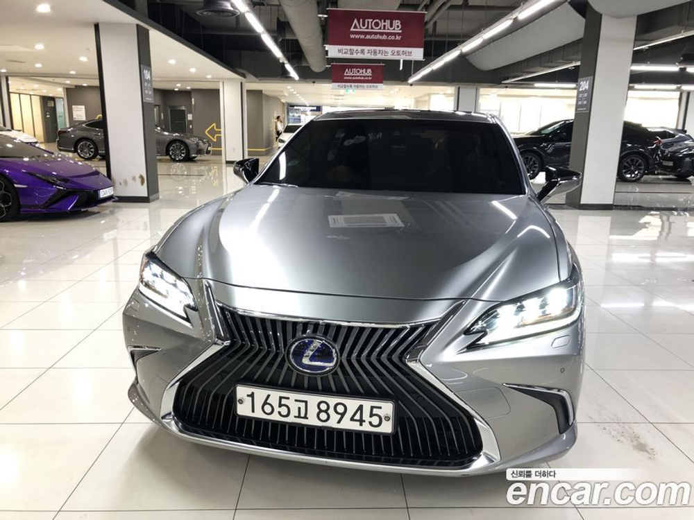 Lexus ES300h 7 Generation Executive (07.2021)