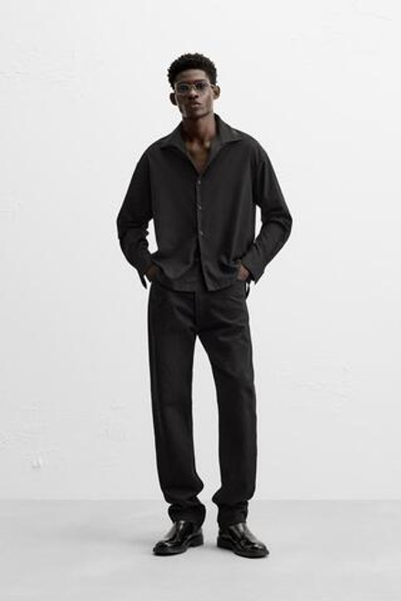 ZARA РУБАШКА СТРУЯЩЕГОСЯ ПОКРОЯ, ЧЕРНЫЙ