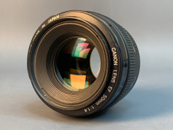 Canon EF 50mm 1.4 USM