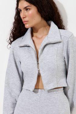 Приталенная олимпийка с рукавом клеш цвета серый меланж