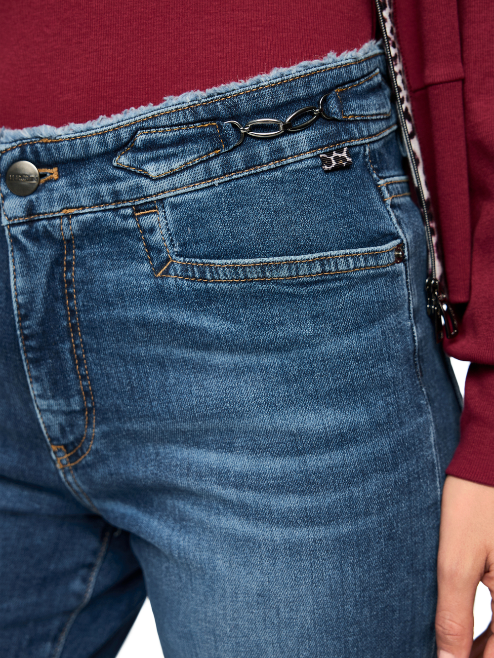 Джинсы из хлопка