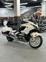 Honda GL 1800 Gold Wing (DCT)