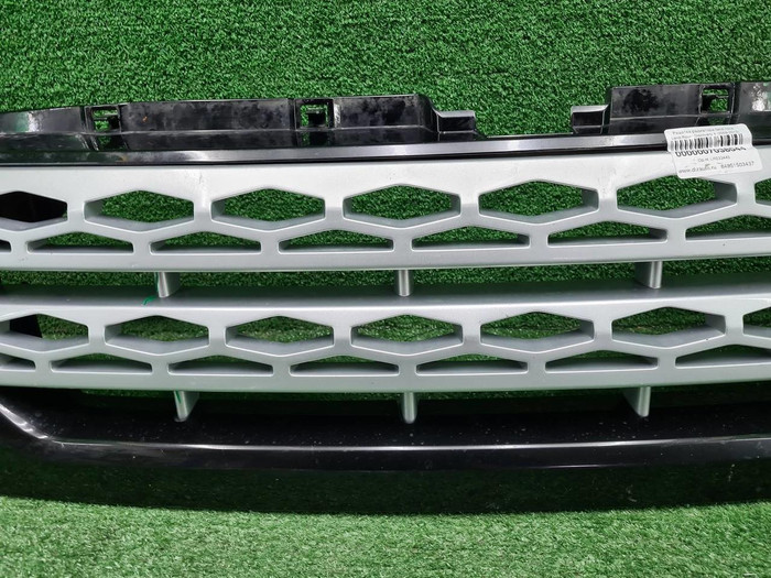 Решетка радиатора Land-Rover Discovery 4 (09-13)