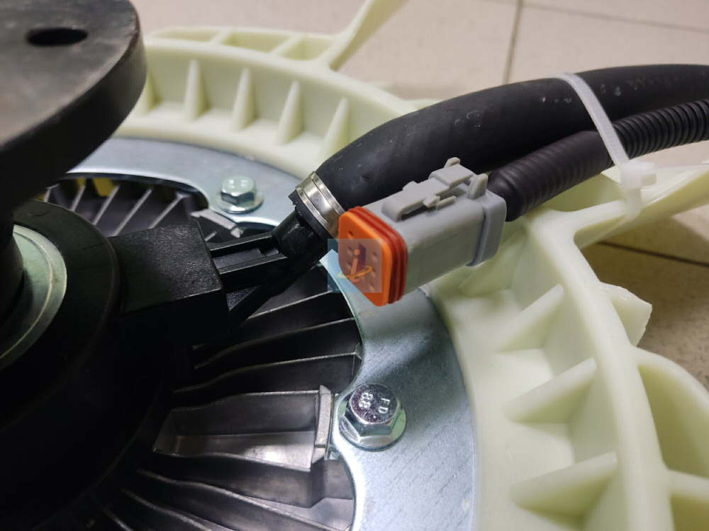 Муфта вязкостная в сборе с крыльчаткой d-680 650.1308010