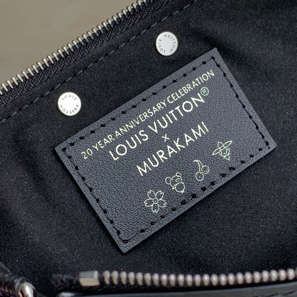 Louis Vuitton Pochette Accessoires