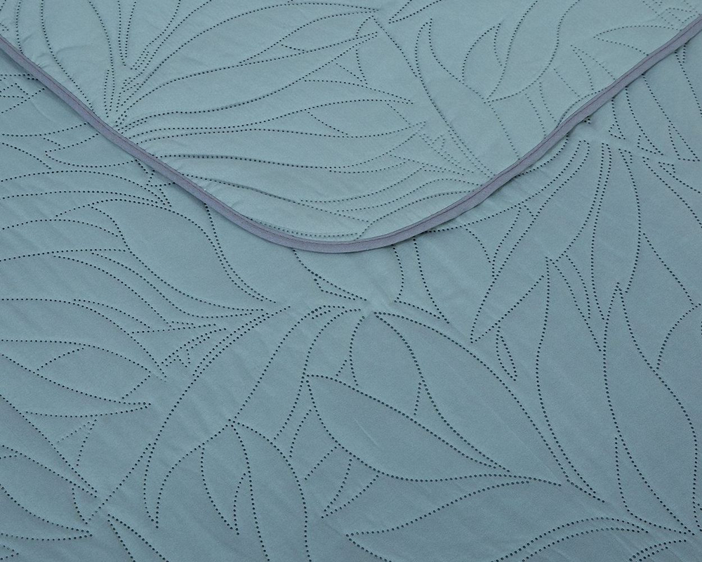 Покрывало на кровать, стеганое, поплин с размерами 215х220