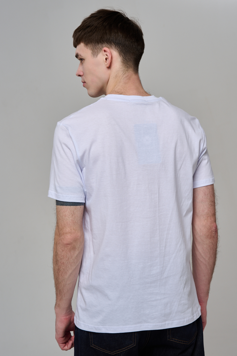 8593 футболка мужская