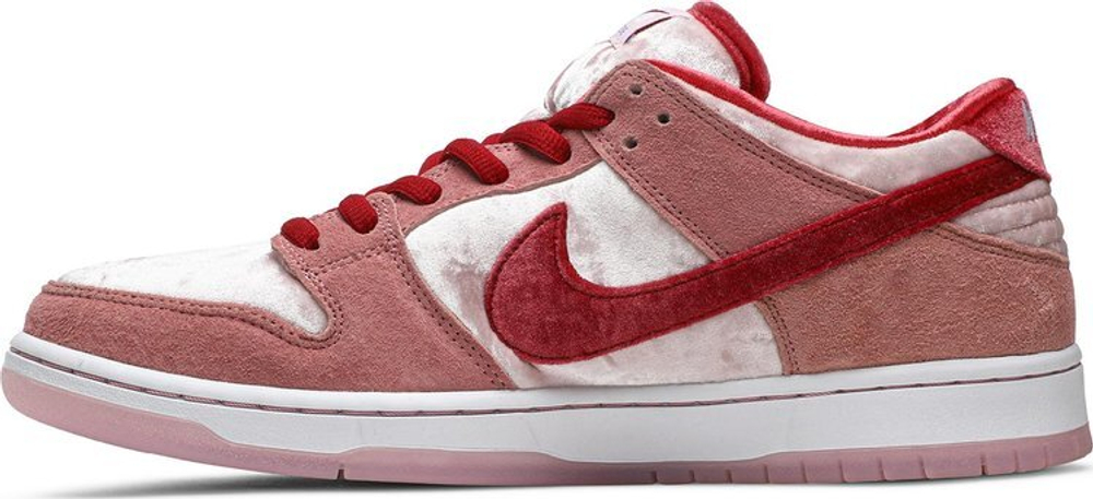 Nike Dunk x StrangeLove Low SB 'Valentine's Day'