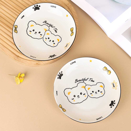 Тарелка с белыми медведями