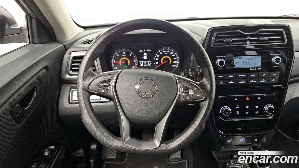 KG Mobility (Ssangyong) Very New Tivoli Дизель 1.6 2WD (01.2020)