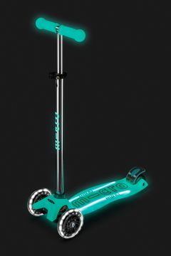 Самокат Maxi Micro Deluxe Glow Plus (светящийся) LED зеленый мармелад