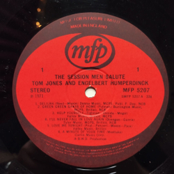 Винтажная виниловая пластинка LP The Session Men The Session Men Sing Hits Made Famous By Tom Jones and Engelbert Humperdinck (UK 1973)