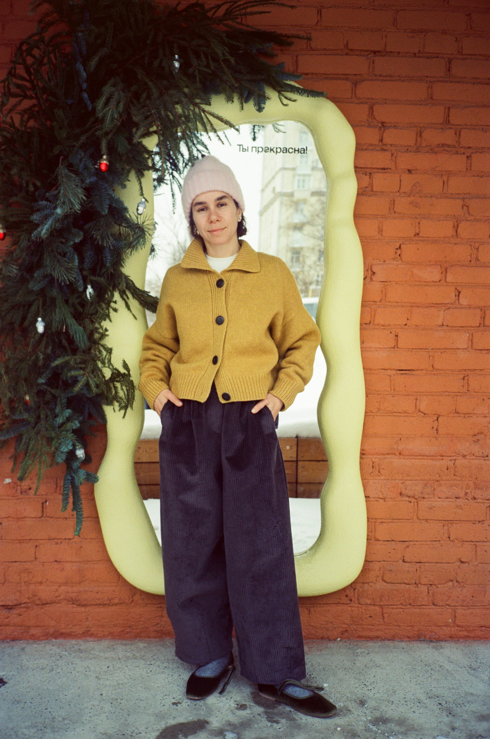 Брюки-бананы из вельвета, графит