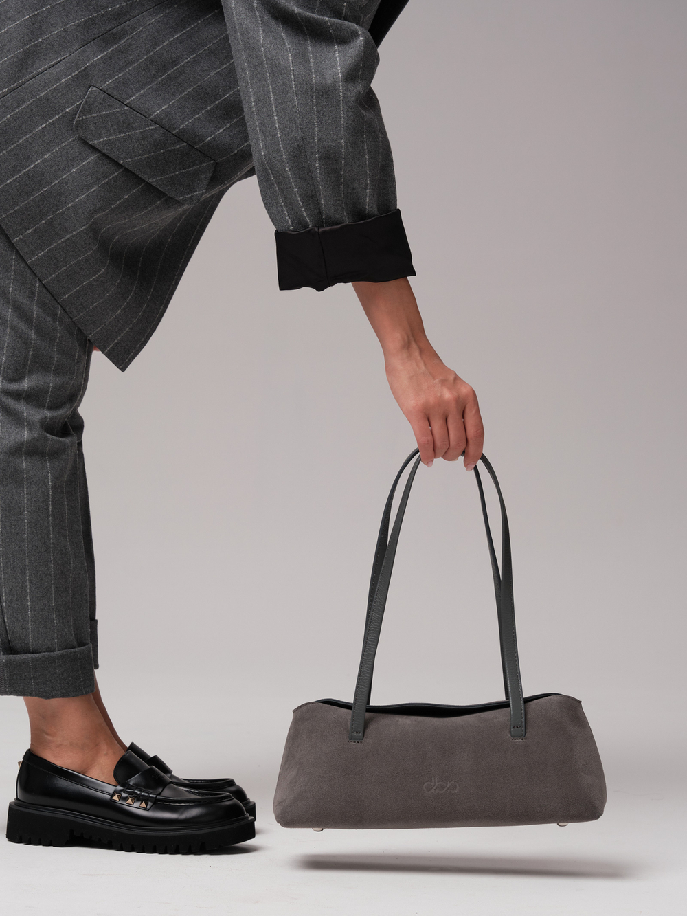 Женская замшевая сумка DBR 31127 серый замок