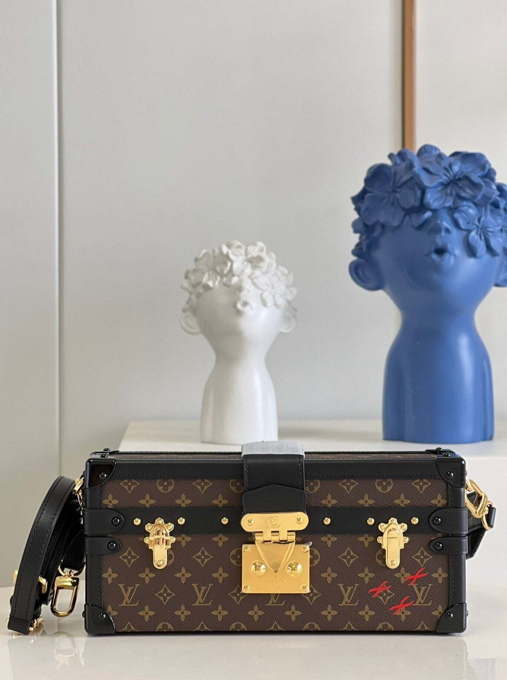 Louis Vuitton Petite Malle East West