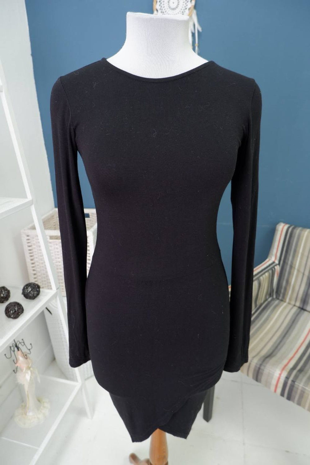 Платье Asos Fall сдержанное 40 размер