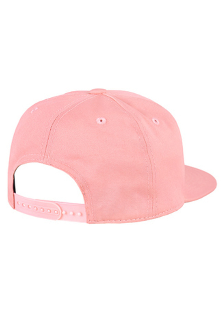 Бейсболка розовая с прямым козырьком и застежкой сзади