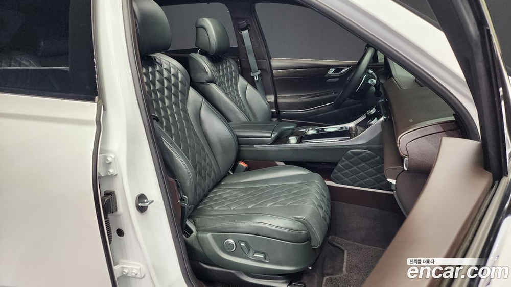 Genesis GV80 2.5T Бензин AWD (03.2020)