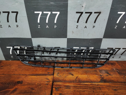 Решетка переднего бампера Opel Corsa D Новая Оригинал 13179942