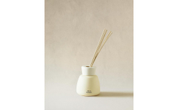 Zara Home WHITE POWDERY REED DIFFUSERS — ароматический диффузор с тростниковыми палочками, Белый Пудровый, 100 мл