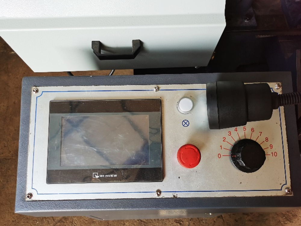 Ленточнопильный станок колонного типа MetalTec MBS 330 CA