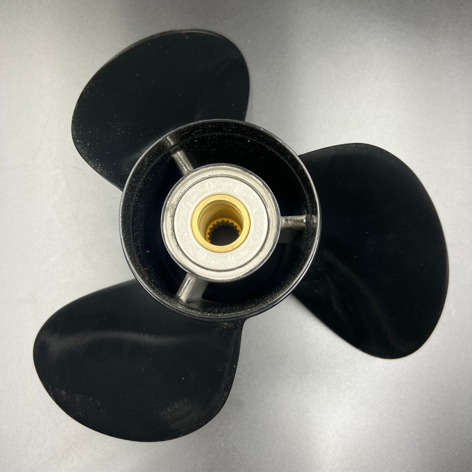 Гребной винт правого вращения VOLVO Sx Soltiga3 (3x15 1/4x23) (Polastorm)