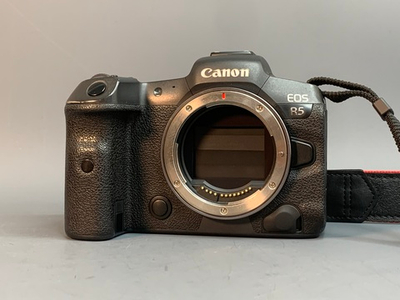 Canon EOS R5 17.000 кадров