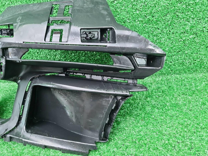 Кронштейн бампера RH Porsche 911 GT3 992 (21-нв)