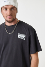 Футболка Q2ZA - "Кассеты" (графит)