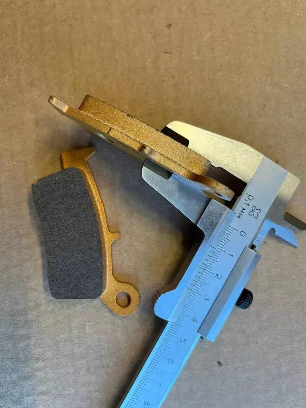 Колодки тормозные износостойкие для эндуро мотоцикла JMC