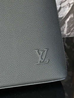 Клатч Louis Vuitton Voyage