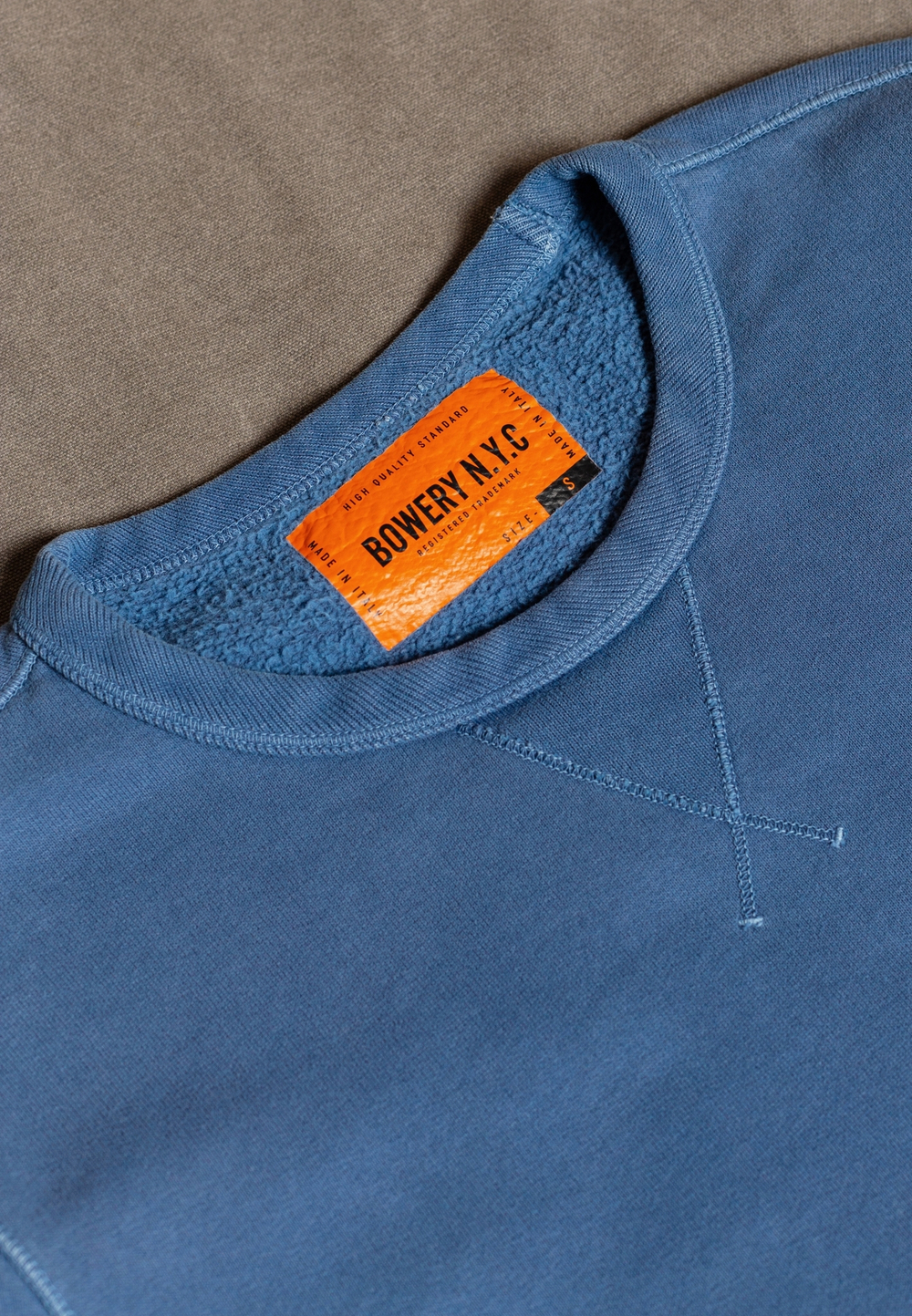 Свитшот Bowery NYC однотонный Natural Blue
