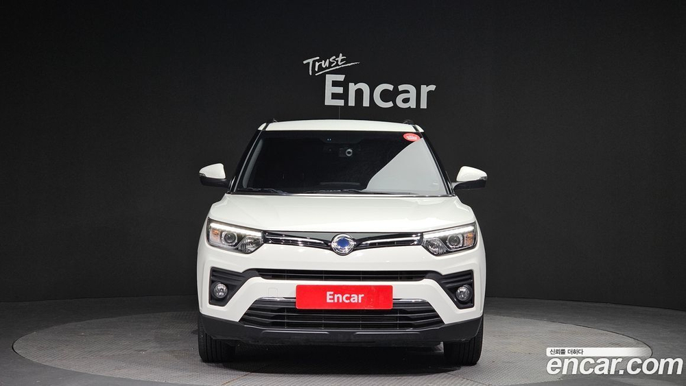 KG Mobility (Ssangyong) Very New Tivoli Дизель 1.6 2WD (11.2019)
