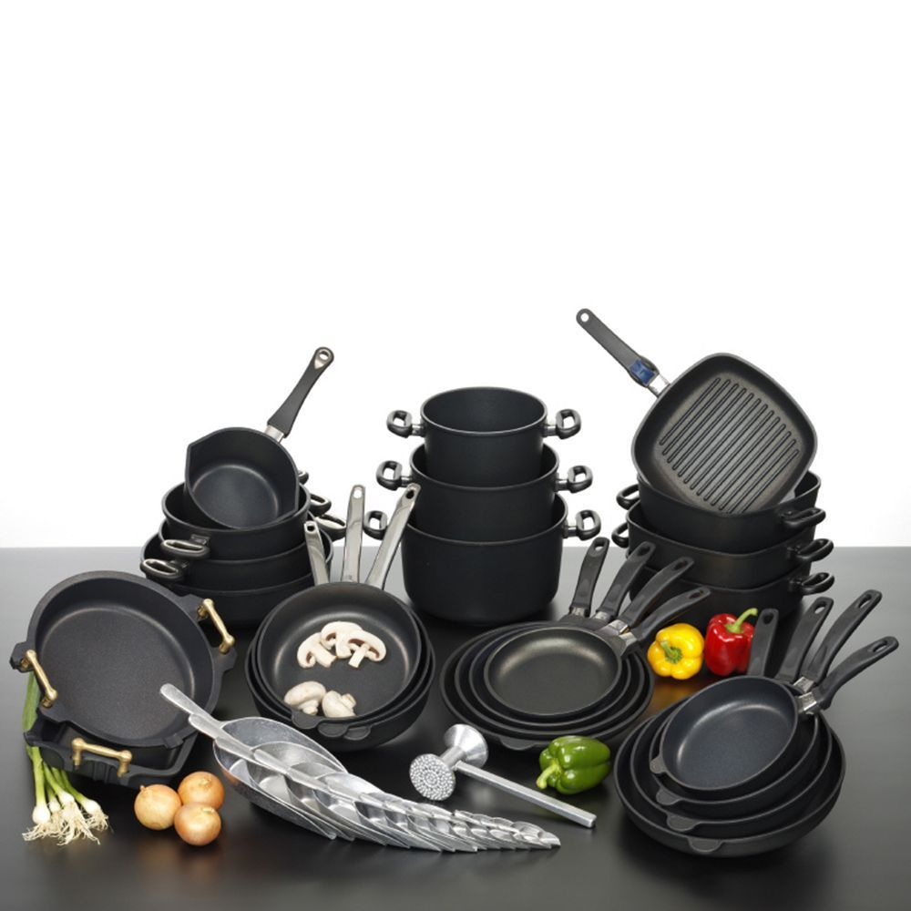 Сковорода классическая 20см AMT Gastroguss Frying Pans Titan AMT I-520 Германия серия