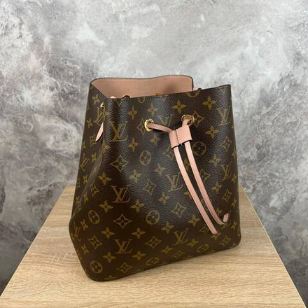 Сумка Louis Vuitton
