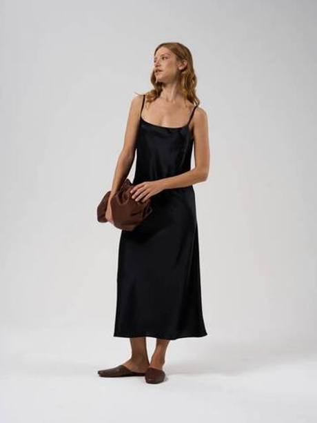 Шелковое платье-комбинация Mollen черное