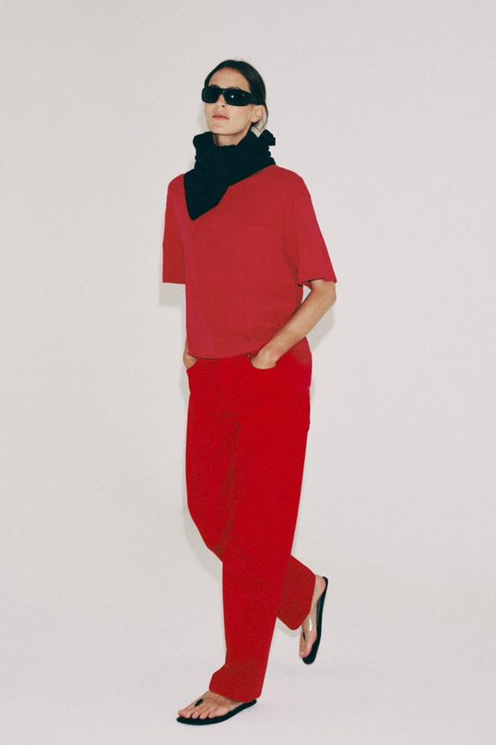 ZARA ДЖИНСЫ ПРЯМОГО КРОЯ СО СРЕДНЕЙ ПОСАДКОЙ — ZW COLLECTION, КРАСНЫЙ