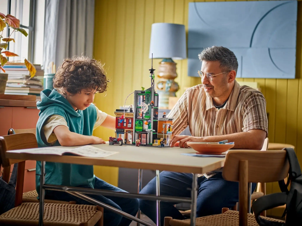 Конструктор LEGO Marvel 76324 Человек-паук против Oscorp