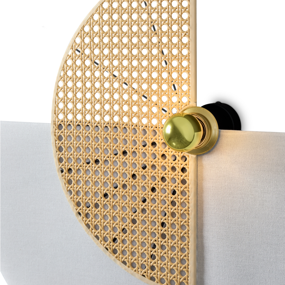 Настенный светильник Freya CARRY FR5487WL-01G3