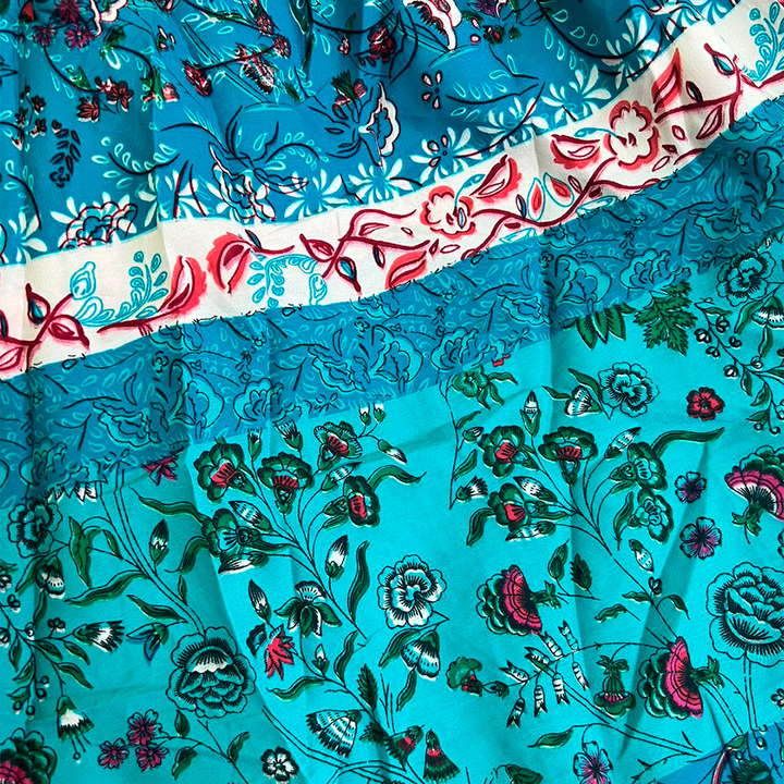 Юбка-брюки №12 узор голубые, бирюзовые и белые полосы с красными и зелеными цветами FREE SIZE